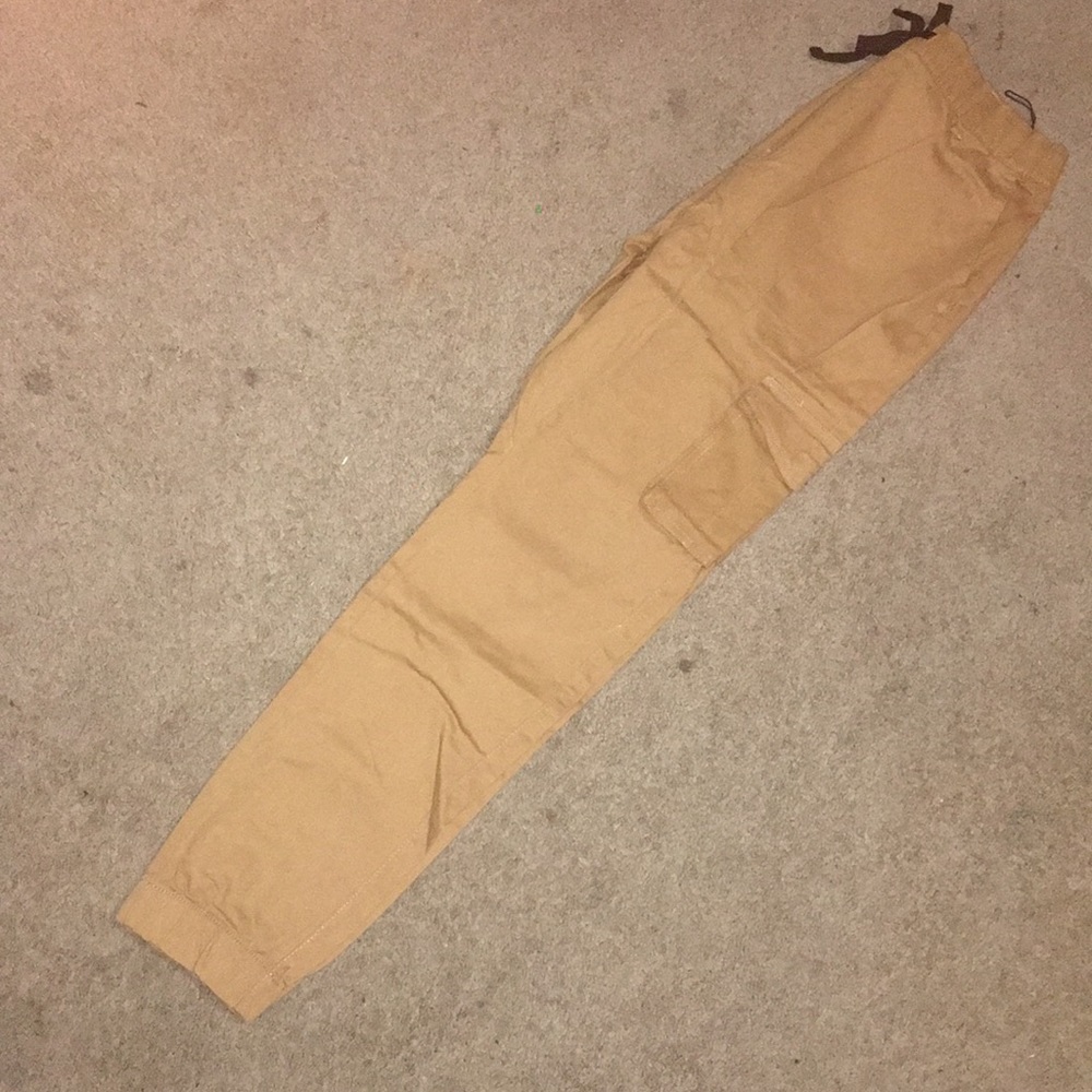Cargo pants/Joggers